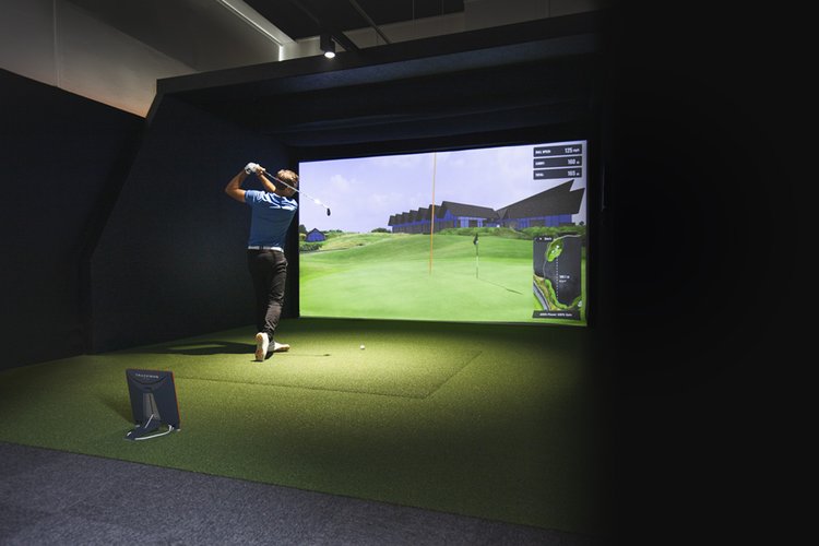 topgolf franchise a top golf simulator